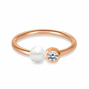 Ring Daisy 0.10 Carat Diamond, 18K Gold Band And Pearl